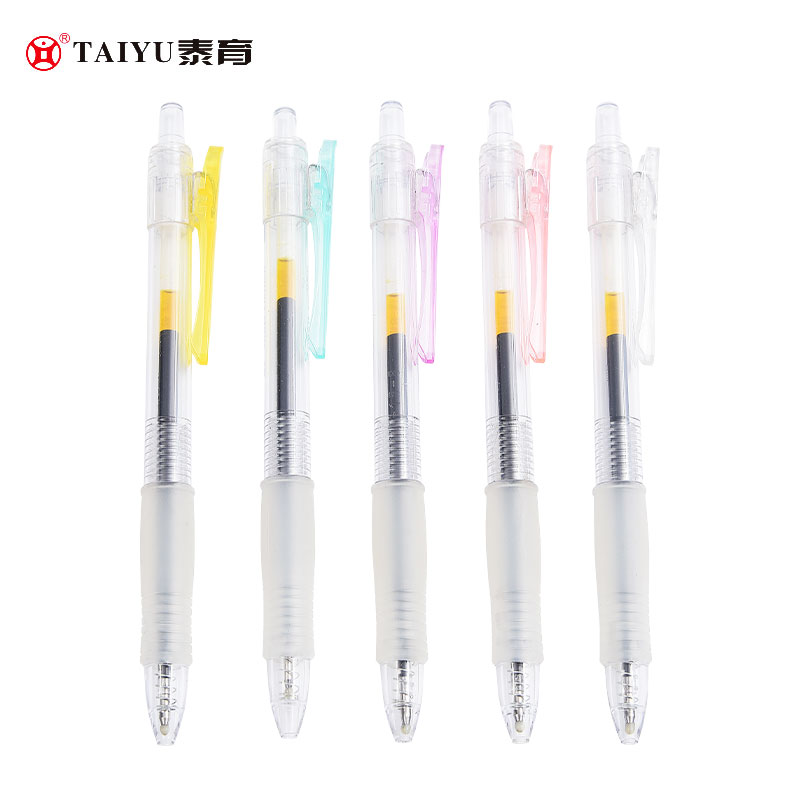 Students Use Roll Ball Pen With Candy Pencil Holder