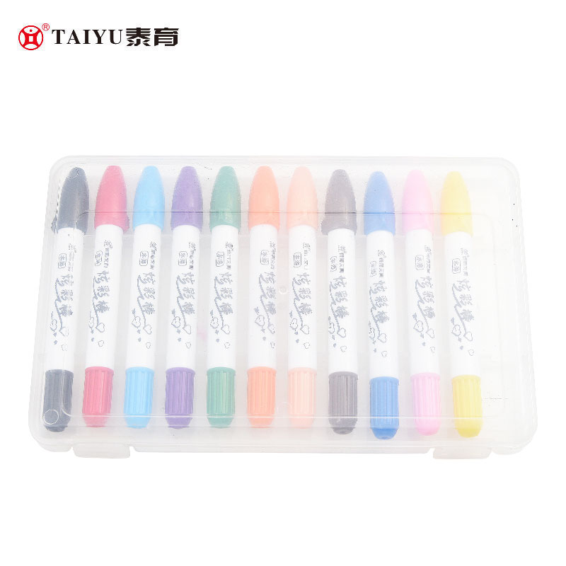 Student crayons for drawing